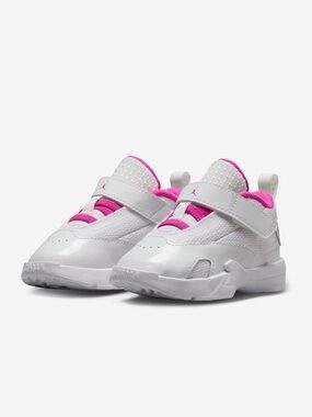 Jordan Max Aura 6 for kids